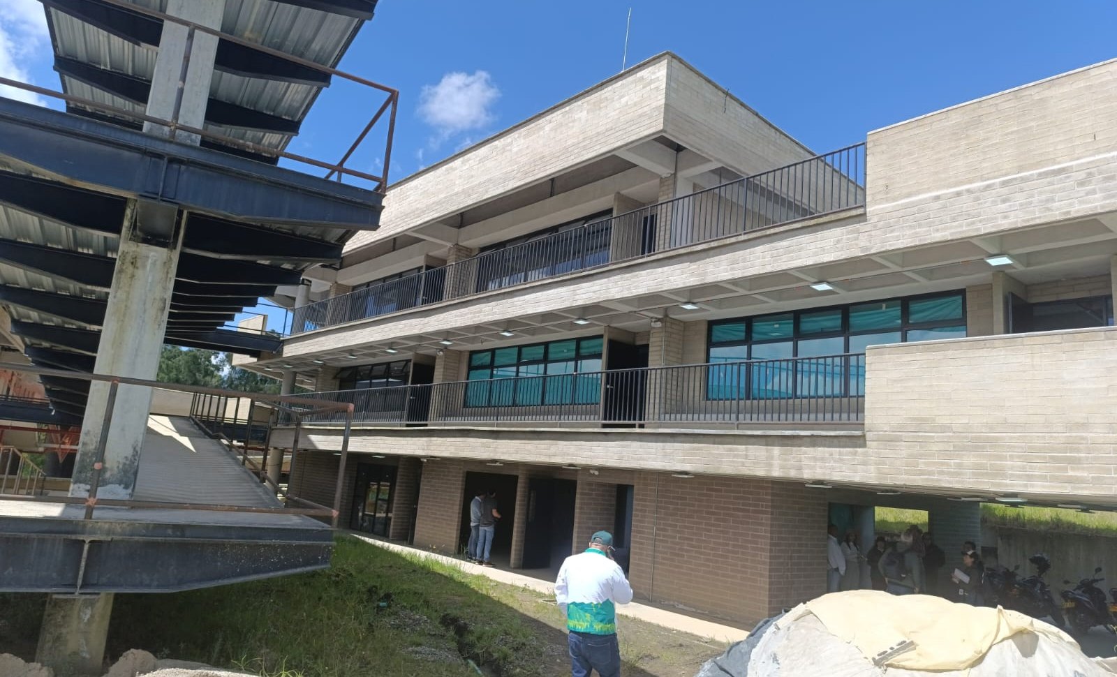 Administración municipal proyecta traslado a nueva sede de la Normal para el segundo semestre.