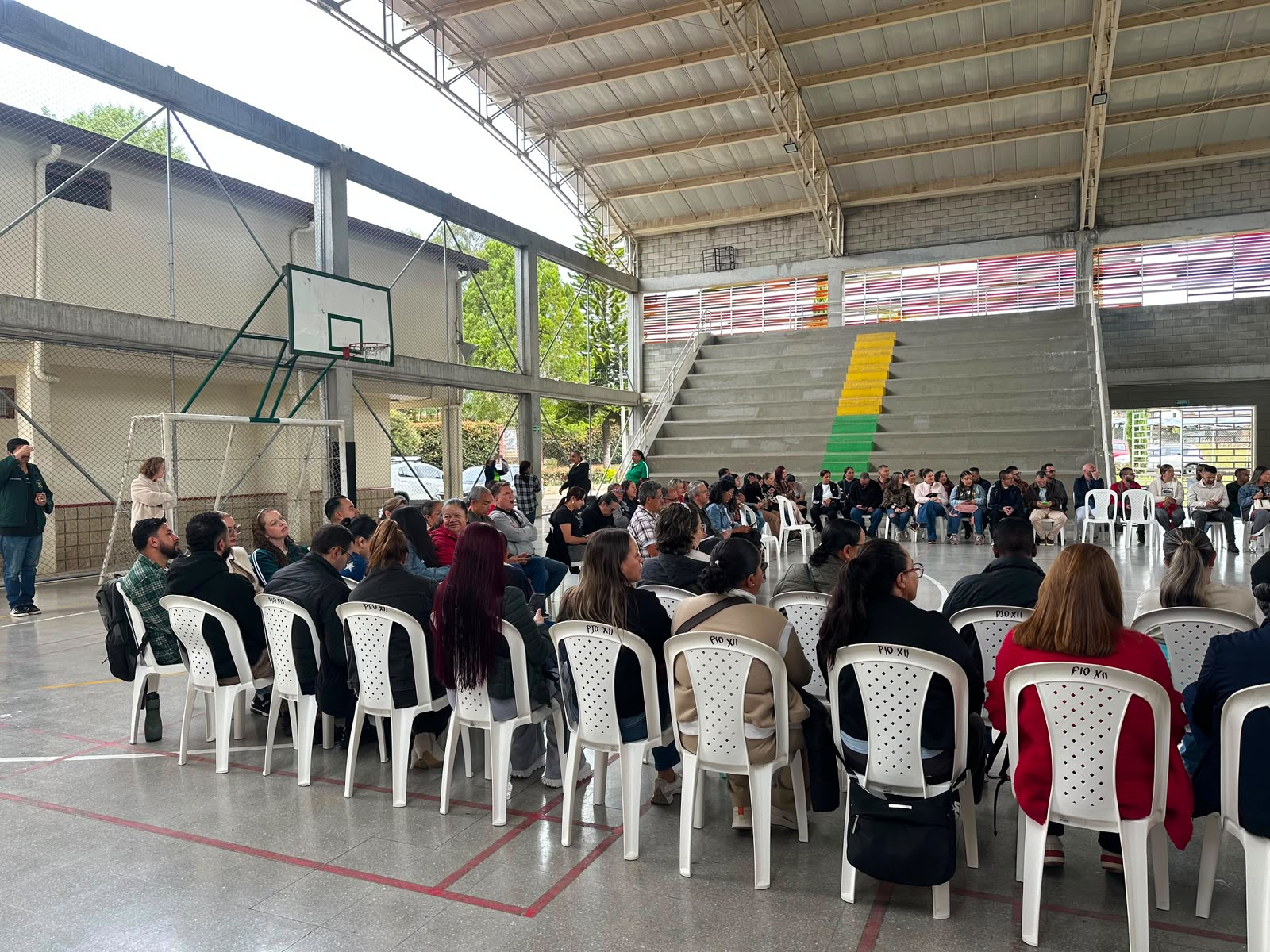 Prioridad a la salud mental: Cerca de 180 docentes de San Pedro de los Milagros participaron en jornada de bienestar y autocuidado
