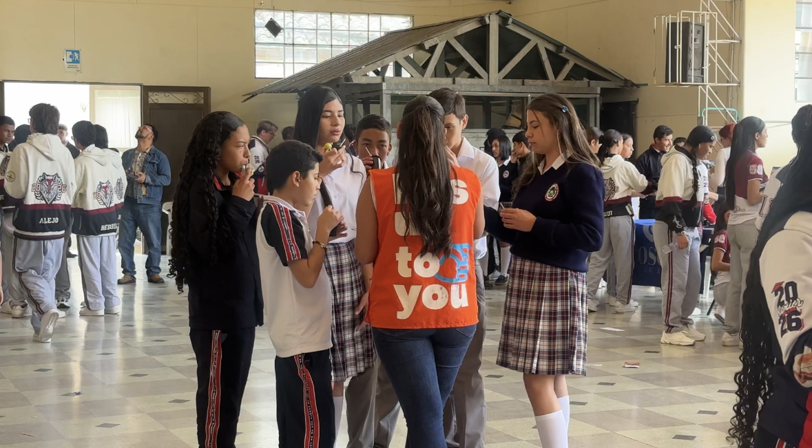 Estudiantes de San Pedro exploran opciones para definir su futuro profesional